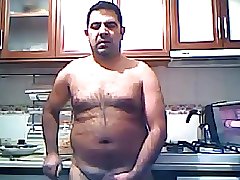 Turkish daddy wanking in the kitchen