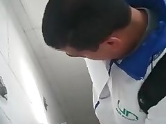 Caught - Daddy pissing 3