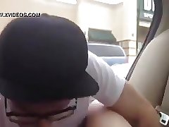 latino suck to car for cash
