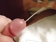 POV - SHOWING THE HEAD OF MY THICK DAD COCK WITH CUM