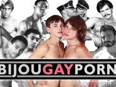 Gay Macho Icon Bruno - Vintage Gay Pool Fuck