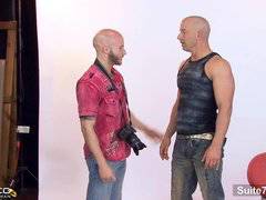 Married guy gets banged by a bald gay